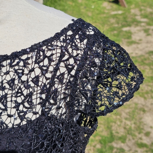 2pc. Kay Unger sexy little black dress - Picture 4 of 8